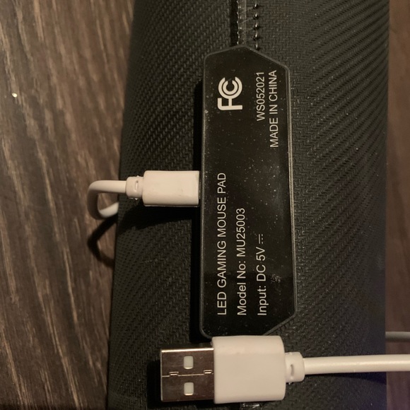 For RGB LED Extra Large Soft Gaming Mouse Pad Oversized Glowing 31.5×11.8 inches - Picture 7 of 8